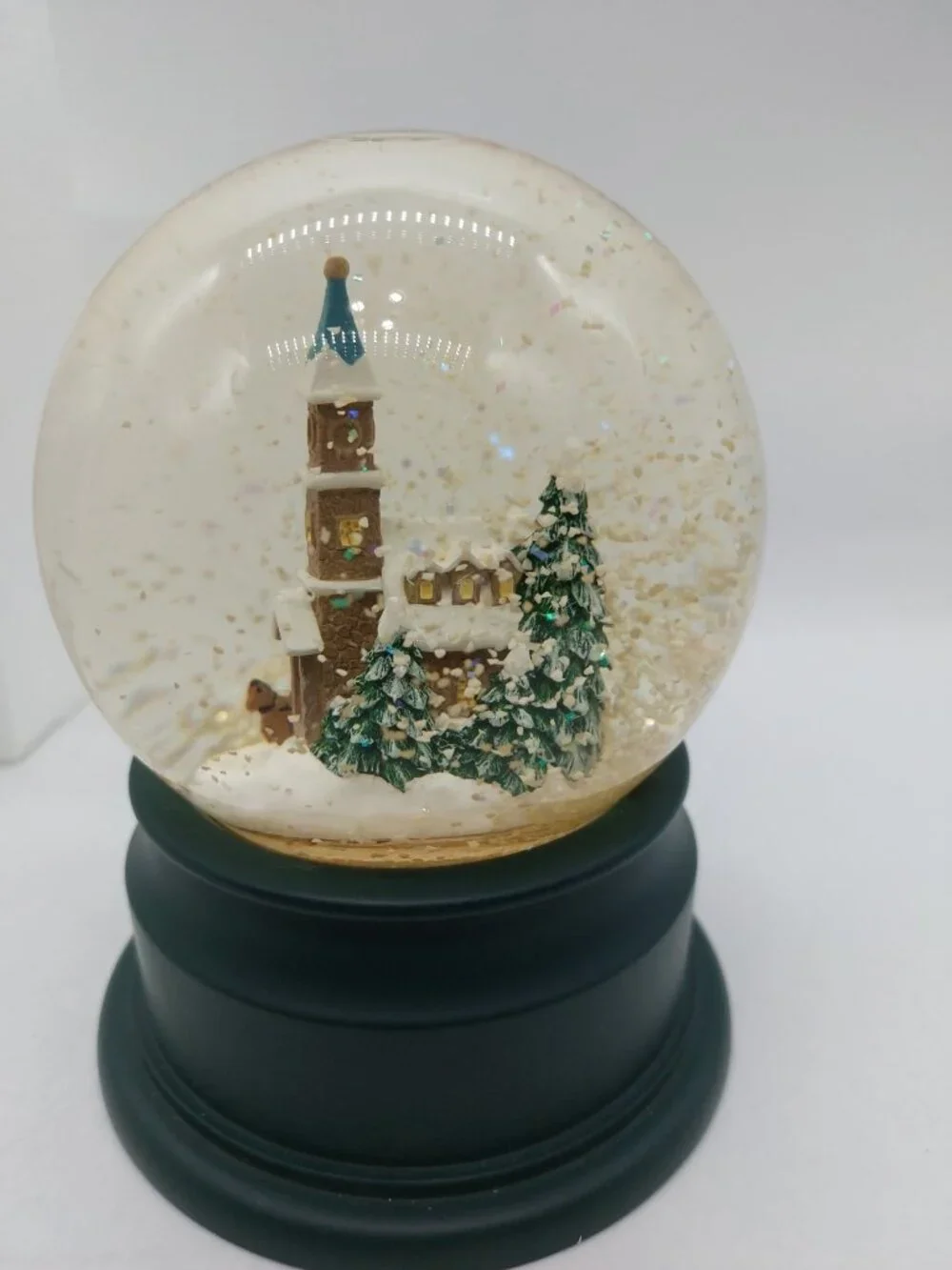 Hallmark Sunday Evening Sleigh Ride Snow Globe Snowglobe Water Thomas Kinkade